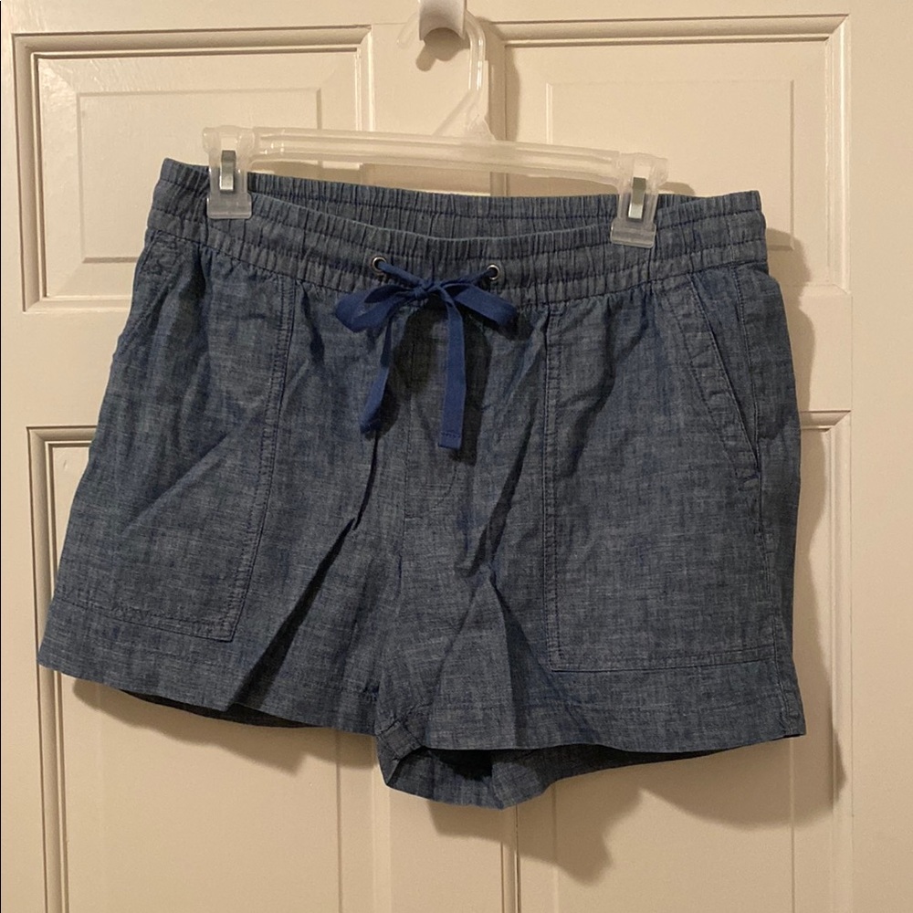 GAP Blue Cargo Shorts Relaxed Fit